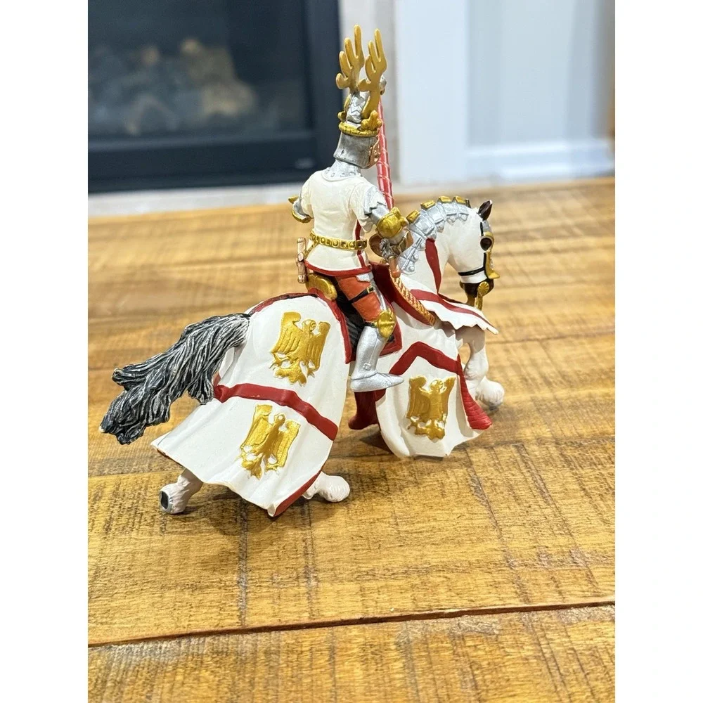Papo Knight Percival Horse & Knight Figure Preowned